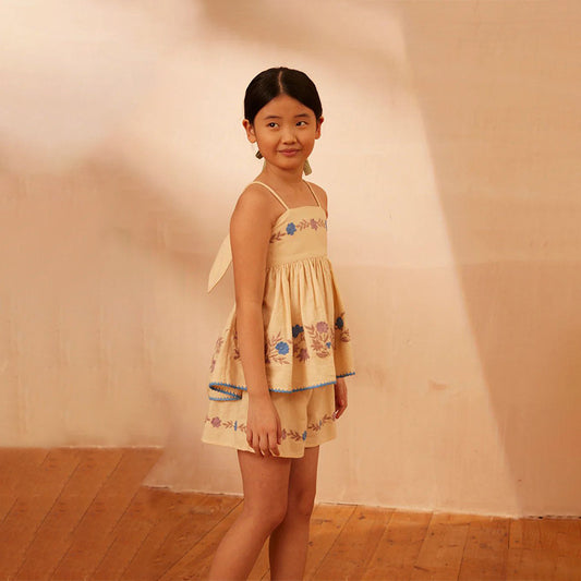 Girls Summer Two-Piece Outfit with Floral Design